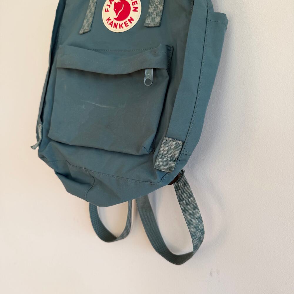 Fjällräven Kanken 13" Zip Around Logo Pockets City Backpack Green - Picture 3 of 6